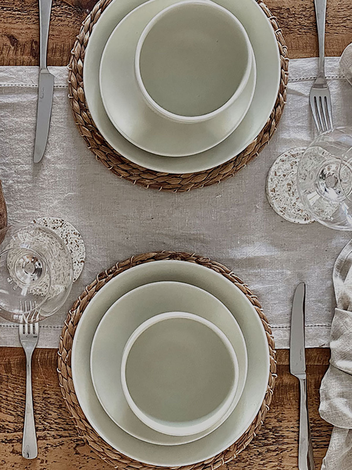 Dine in Style with Ceramic Dinnerware from China Blue 