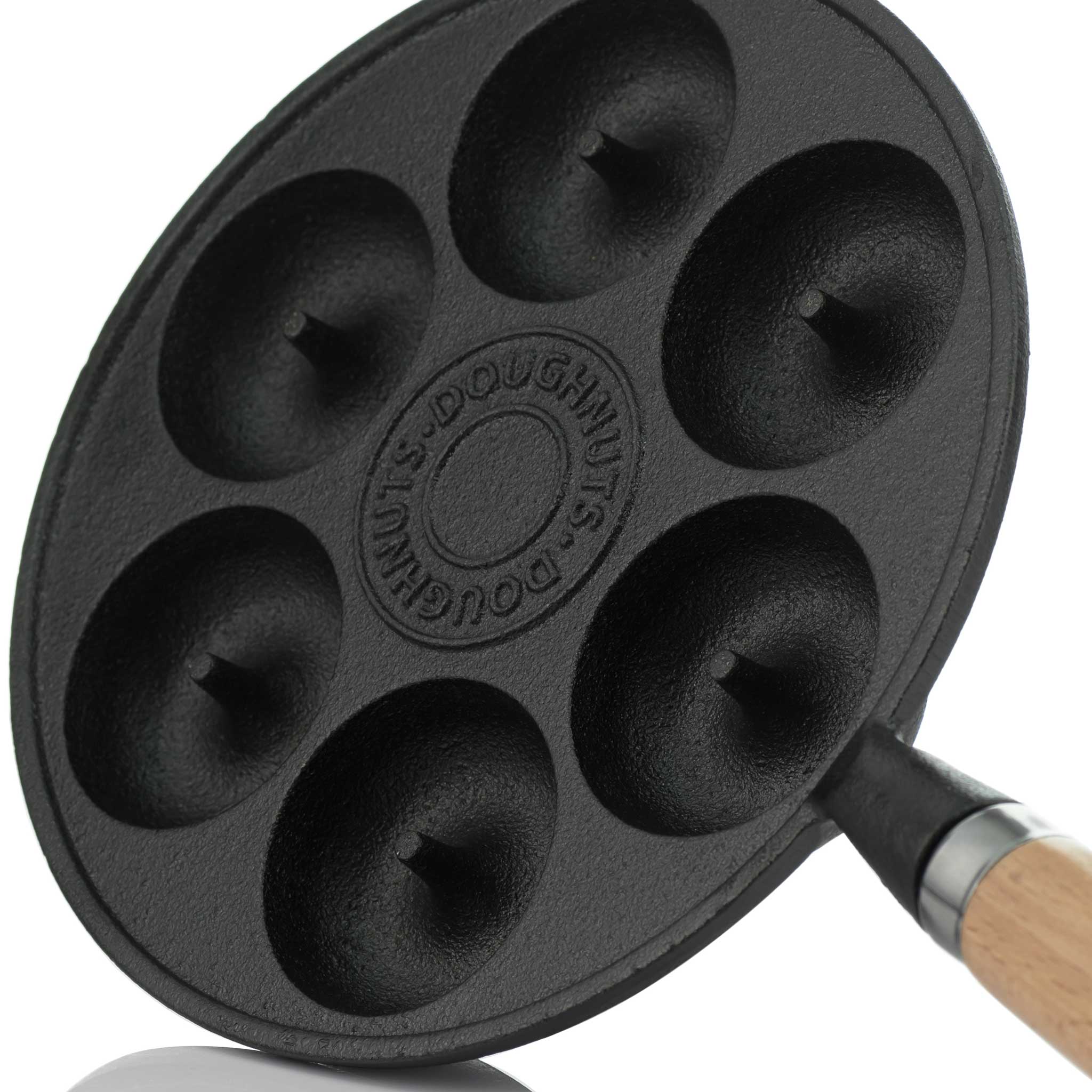 Cast iron doughnut pan with 6 rings